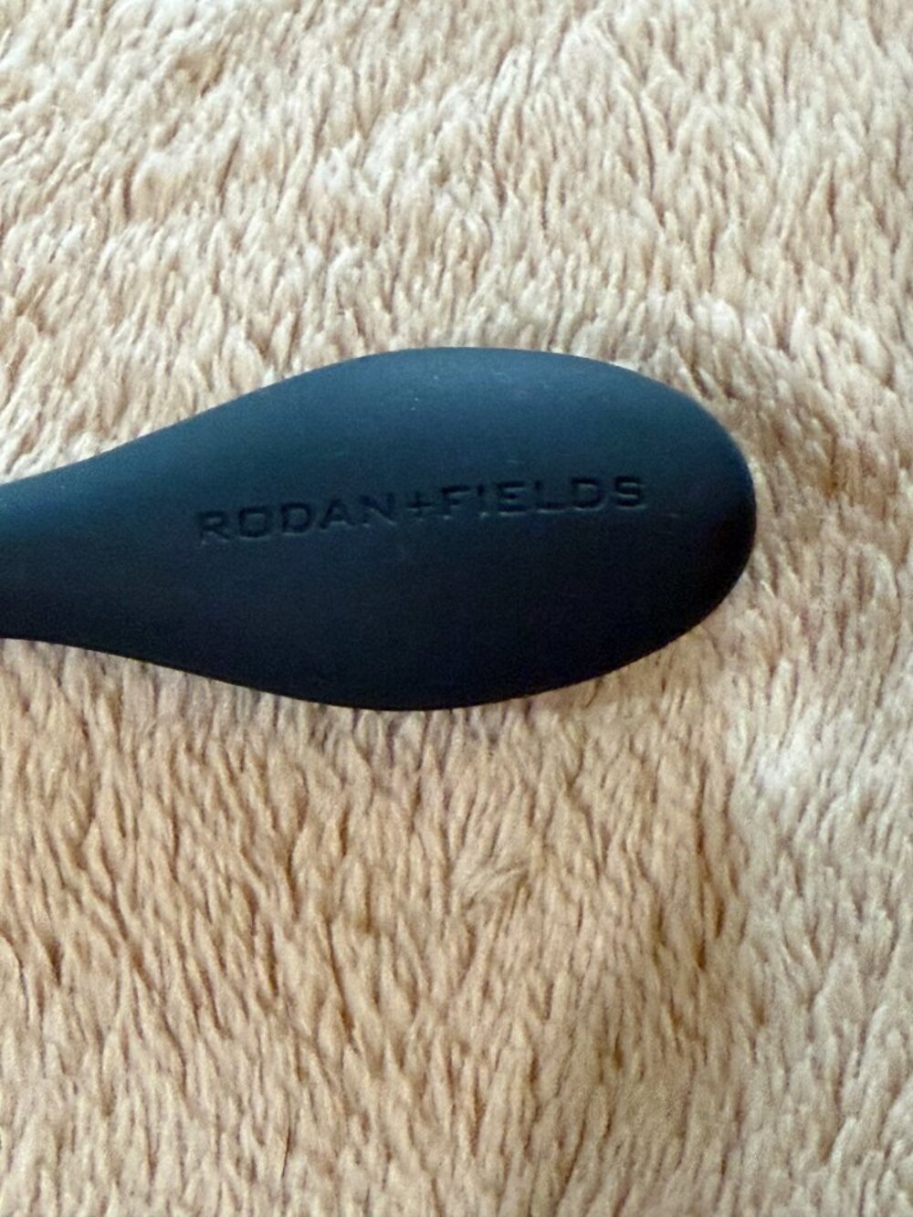 NWT Rodan + Fields Silicone Face Mask Applicator Brush - Picture 4 of 4